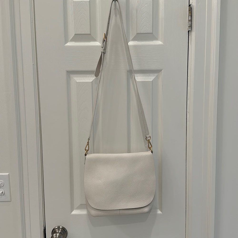 GiGi NY white leather purse